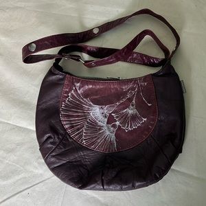 Cokluch maroon leather bag w white fan/tassel detail
